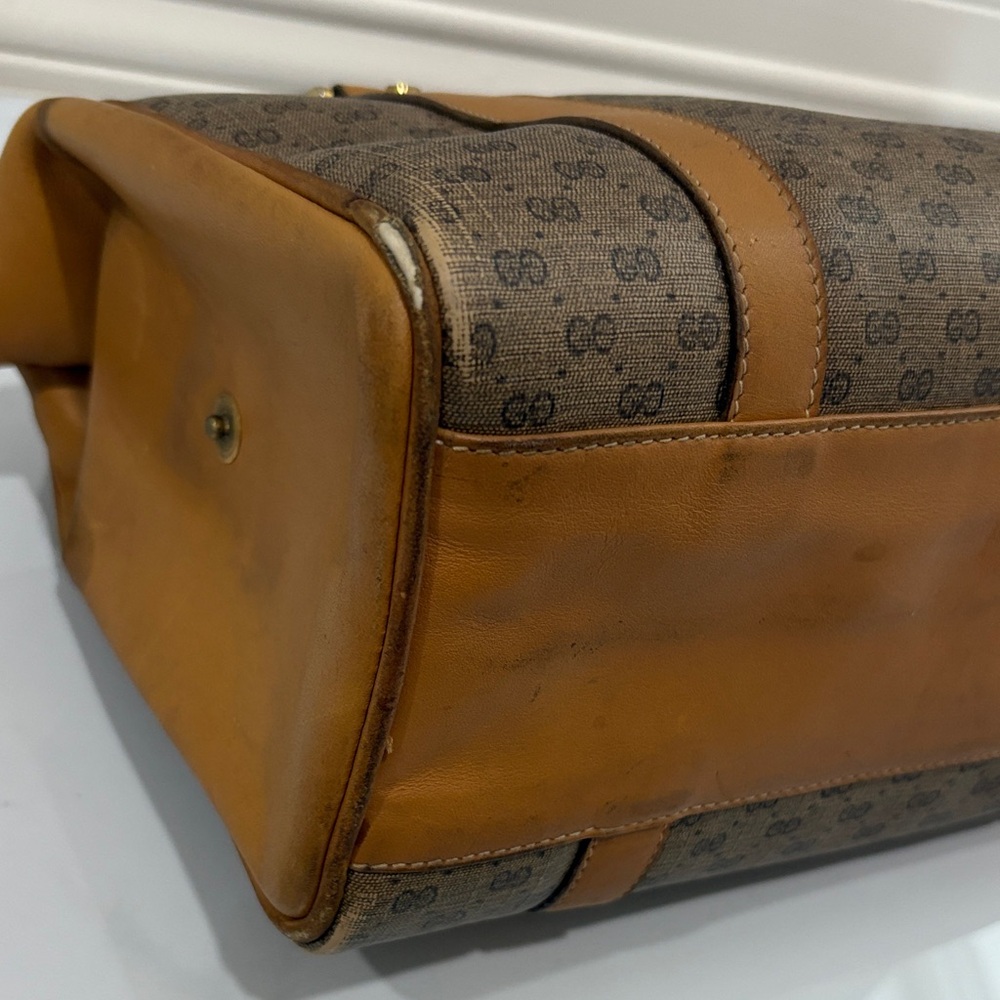 Gucci Micro GG Monogram Boston Bag - Picture 5 of 16
